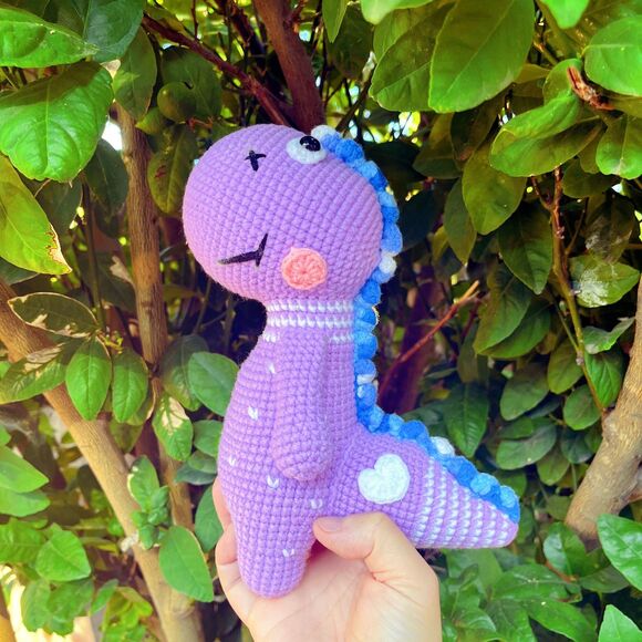 Handmade crochet dinosaur plush toy kawaii nursery décor, baby shower gift - Picture 3 of 8